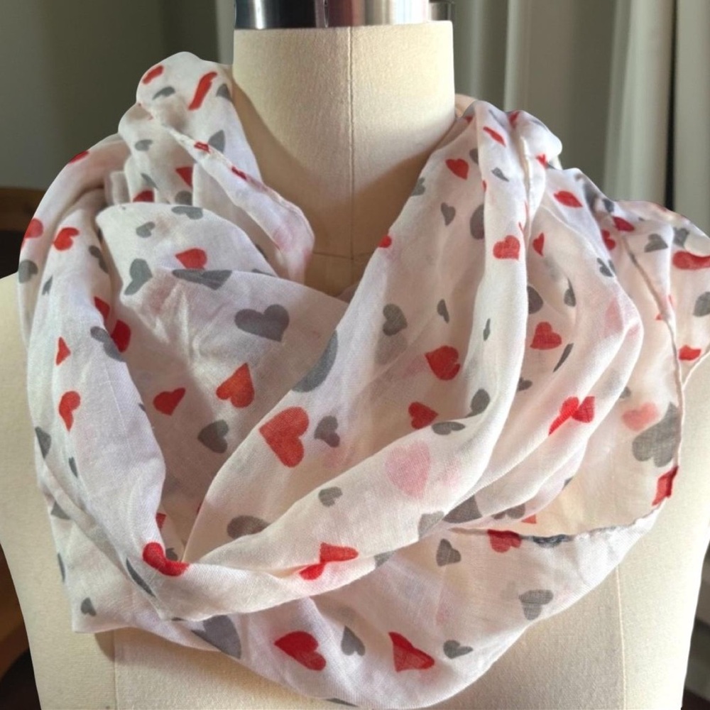 ~BUNDLE ONLY~Soft Infinity Heart Scarf